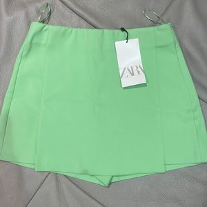 Green Zara skort size XS
